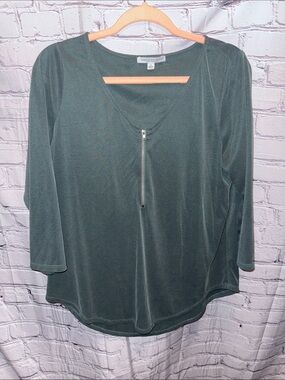 Green Envelope Forest Green Zip-Neck Long Sleeve Top